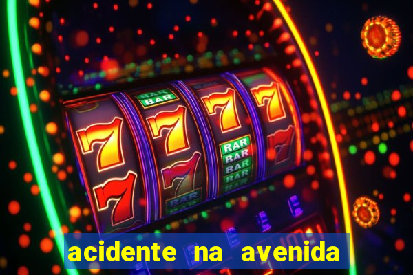 acidente na avenida arquiteto vila nova artigas